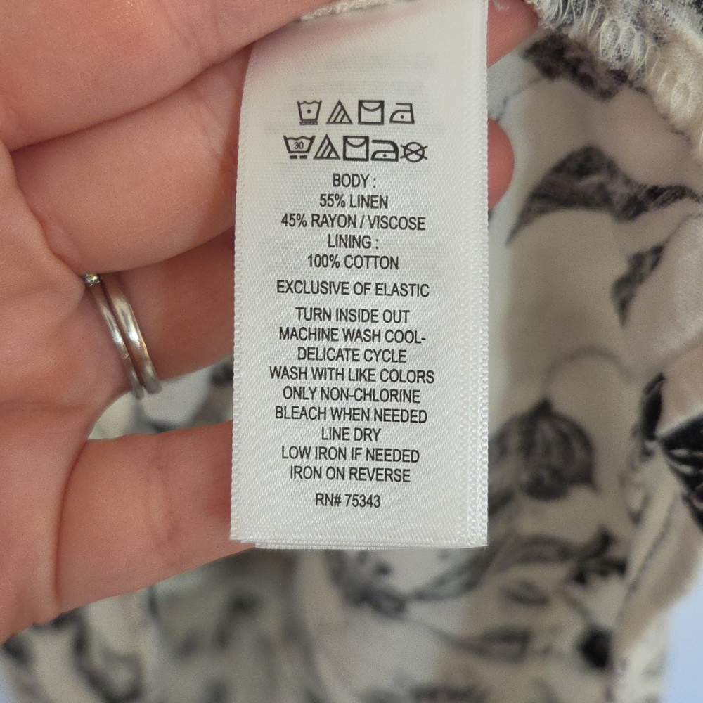 Tahari White Maxi Dress with Black Floral Print - Picture 3 of 4